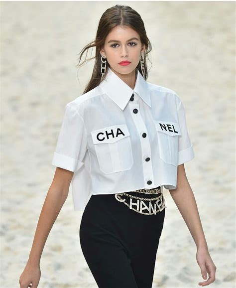 Kaia Gerber Walked the Chanel SS19 Runway 